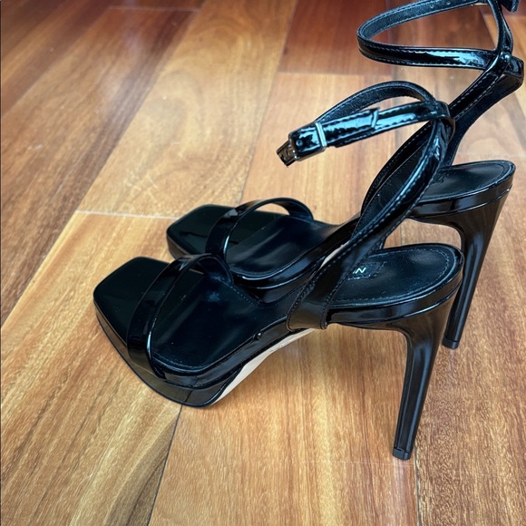 NWOT Nine West heels - Picture 3 of 8